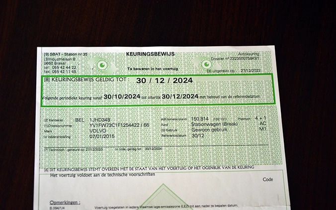 Volvo V60 cena 48900 przebieg: 151000, rok produkcji 2015 z Leżajsk małe 742